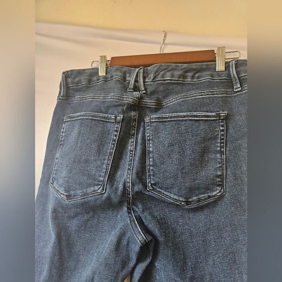 Good American Size 16 Blue Relaxed Jeans with Distressed Knees - Picture 7 of 8